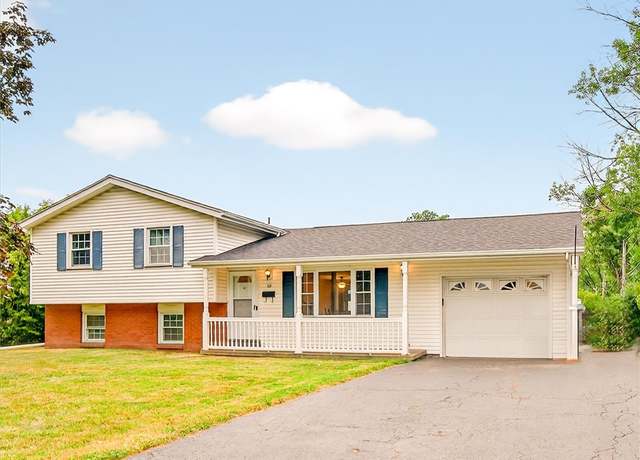 Property at 30 Hemlock Woods Ln, Greece, NY 14615, 4 beds, 1.5 baths
