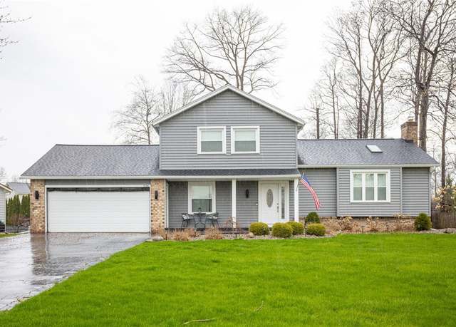 Property at 236 Long Park Dr, Greece, NY 14612, 3 beds, 1.5 baths