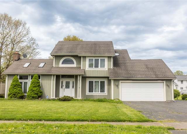 Property at 401 Montvale Ln, Greece, NY 14626, 3 beds, 2.5 baths