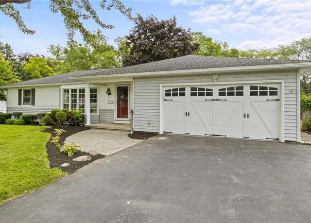 Property at 38 Moroa Dr, Irondequoit, NY 14622, 3 beds, 1.5 baths