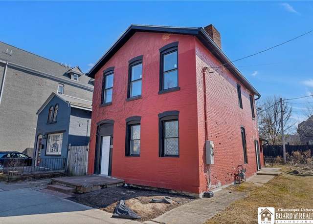 Property at 189 Virginia St, Buffalo, NY 14201, 4 beds, 3 baths