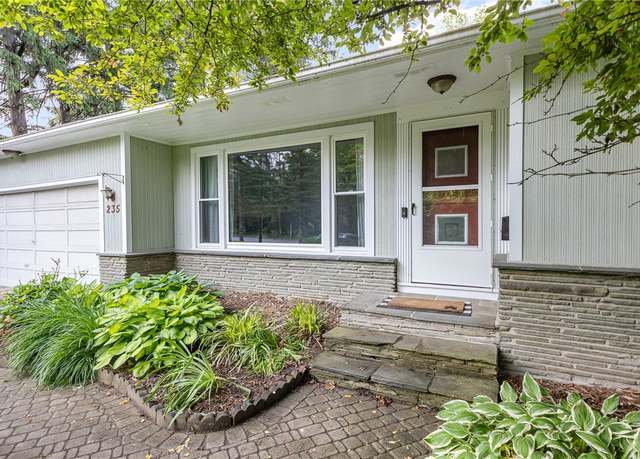 Property at 235 Fairport Rd, Pittsford, NY 14445, 3 beds, 1.5 baths