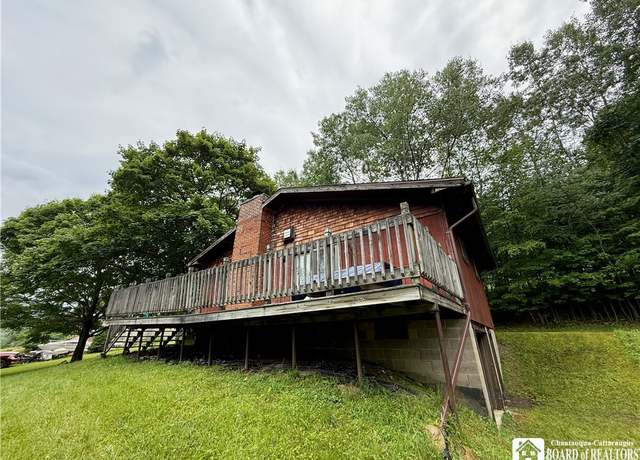 Property at 5555 Nichols Run Rd, Carrollton, NY 14753, 3 beds, 1 bath