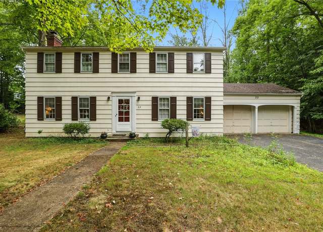 Property at 22 Hearthstone Rd, Pittsford, NY 14534, 4 beds, 2.5 baths