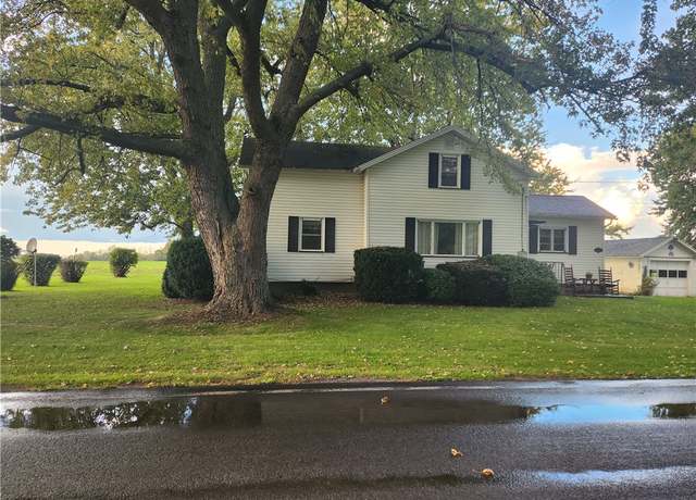 Property at 2304 N Hamlin Rd, Hamlin, NY 14464, 3 beds, 1 bath