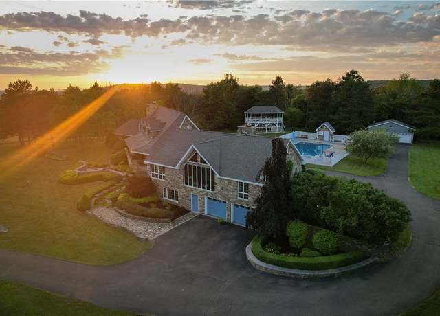 Property at 275 Neason Rd, Chemung, NY 14825, 5 beds, 4.5 baths