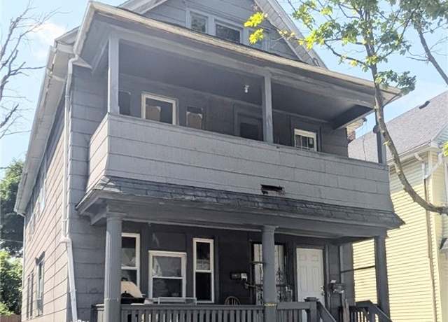 Property at 27-29 Weaver St St, Rochester, NY 14621, 5 beds, 2 baths