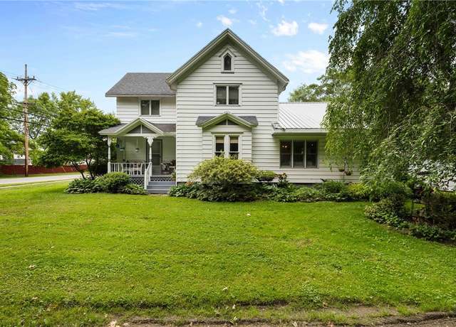 Property at 639 Plank Rd, Penfield, NY 14580, 3 beds, 2 baths