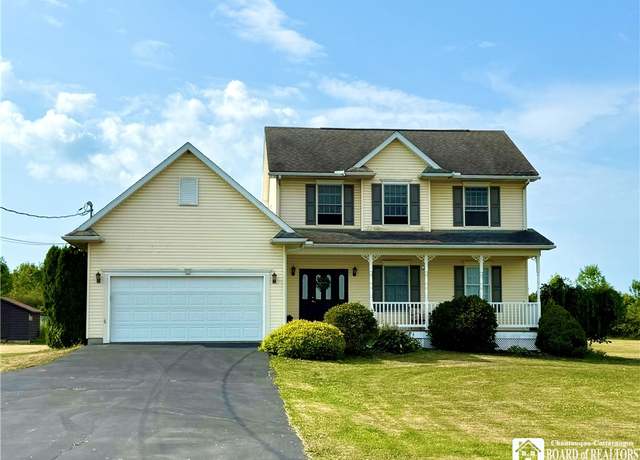 Property at 3059 W Sheridan Rd, Sheridan, NY 14048, 3 beds, 1.5 baths