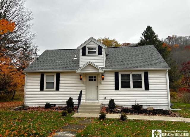 Property at 6064 Route 242 E, Ellicottville, NY 14731, 4 beds, 2 baths