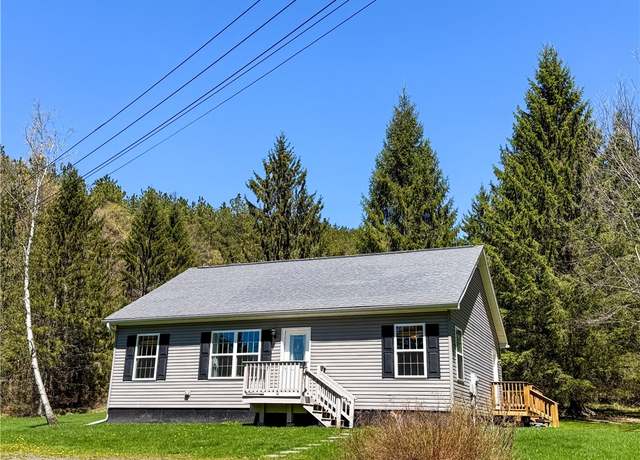 Property at 1577 Hill Rd, Middletown, NY 12455, 3 beds, 2 baths