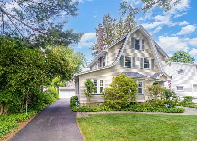 Property at 23 Hathaway Rd, Irondequoit, NY 14617, 3 beds, 1 bath