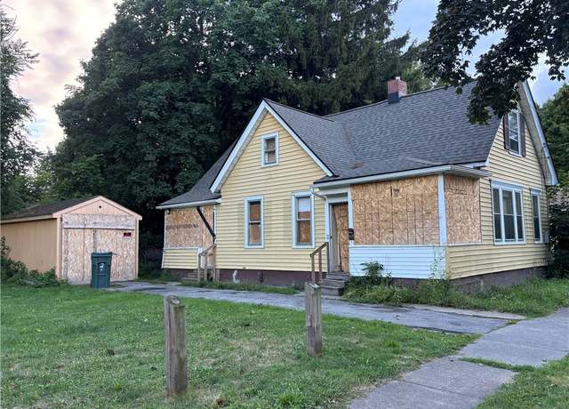 Property at 131 Friederich Park, Rochester, NY 14621, 3 beds, 1 bath