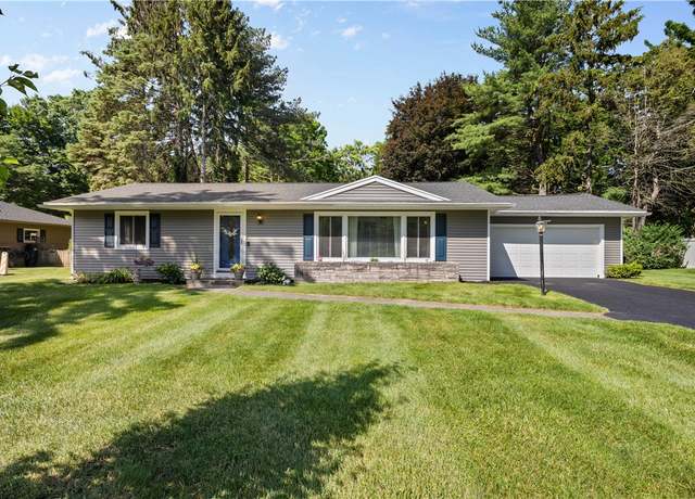Property at 16 Trowbridge Trl, Pittsford, NY 14534, 3 beds, 1.5 baths