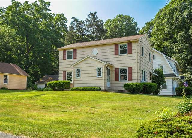 Property at 827 Harmon Rd, Penfield, NY 14526, 4 beds, 2 baths