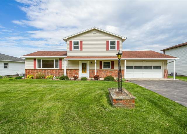 Property at 63 Shadywood Dr, Gates, NY 14606, 4 beds, 2 baths