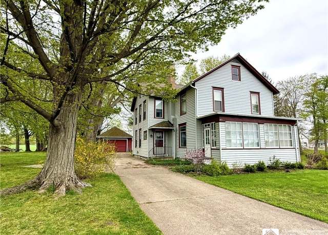 Property at 4571 W Main Rd, Pomfret, NY 14063, 4 beds, 1.5 baths