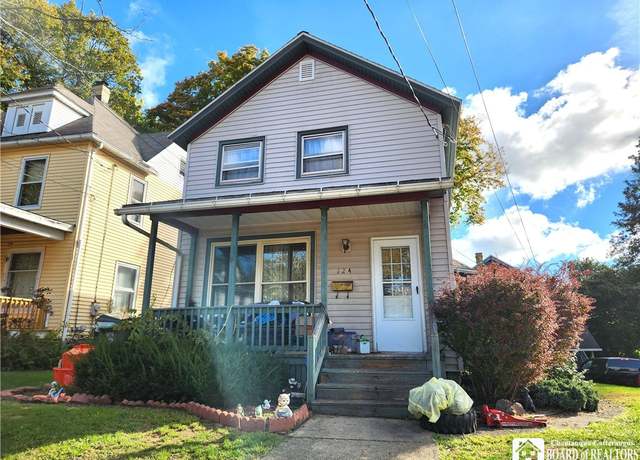Property at 124 Bowen St, Jamestown, NY 14701, 3 beds, 1 bath