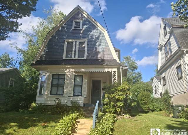 Property at 704 Jefferson St, Jamestown, NY 14701, 3 beds, 1 bath