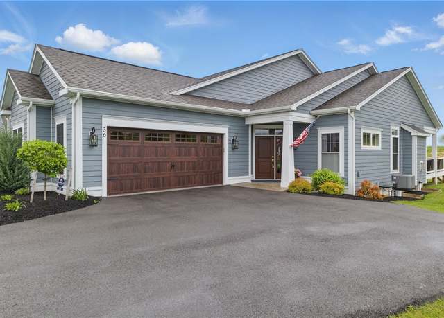 Property at 36 Skylight Trl, Pittsford, NY 14534, 3 beds, 3 baths