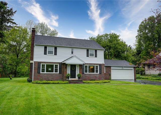 Property at 167 Georgian Court Rd, Brighton, NY 14610, 3 beds, 2.5 baths