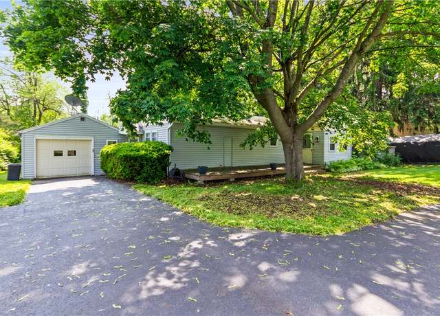 Property at 598 Frey Rd, Macedon, NY 14502, 3 beds, 1 bath