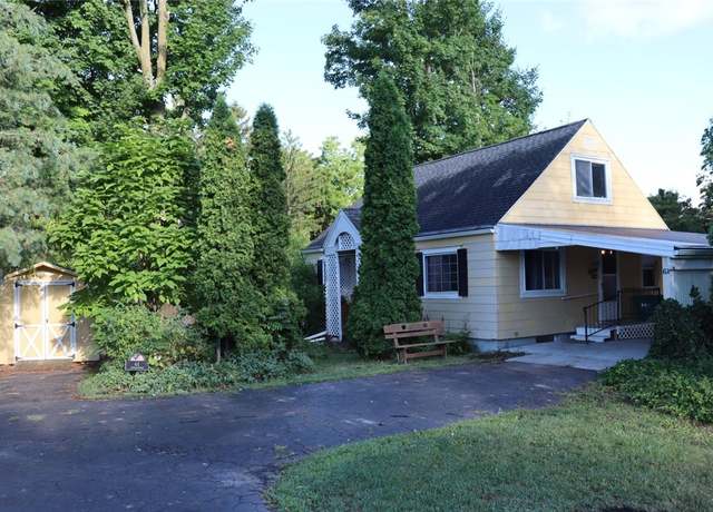 Property at 61 Buffalo Rd, Bergen, NY 14416, 3 beds, 1 bath