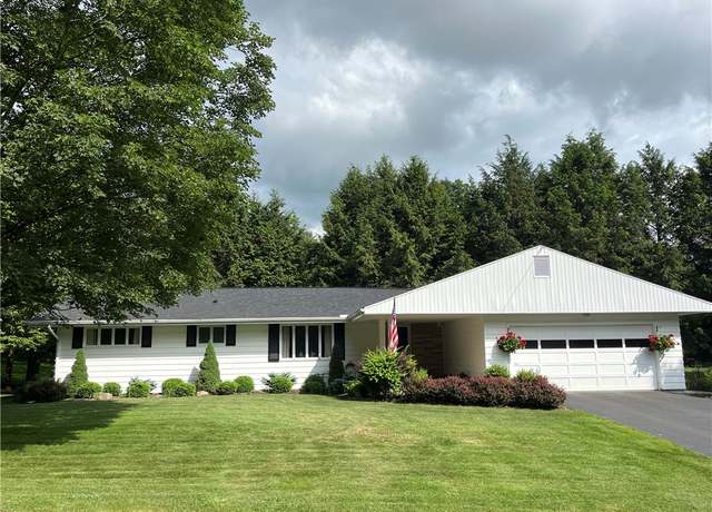 Property at 4 Ravine Park N, Oneonta-city, NY 13820, 3 beds, 2 baths