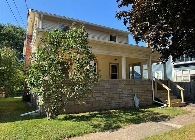 Property at 172 Erie St, Sweden, NY 14420, 6 beds, 2 baths