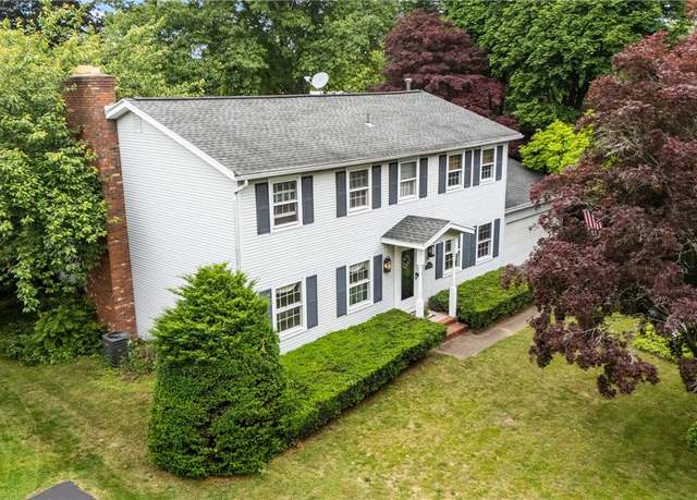 Property at 133 Parklands Dr, Greece, NY 14616, 4 beds, 2.5 baths