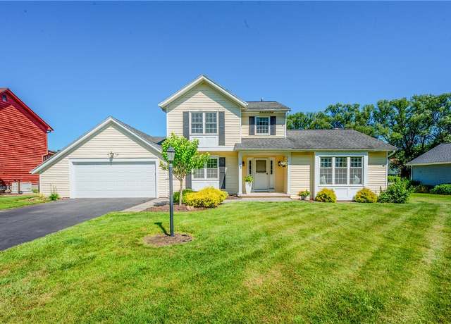 Property at 45 Braunston Dr, Penfield, NY 14450, 3 beds, 2.5 baths