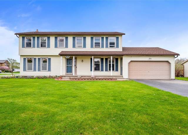 Property at 529 Old Country Rd, Greece, NY 14612, 4 beds, 2.5 baths