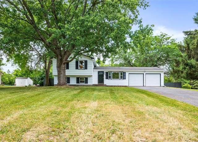 Property at 146 Hidden Creek Ln, Hamlin, NY 14464, 3 beds, 2 baths