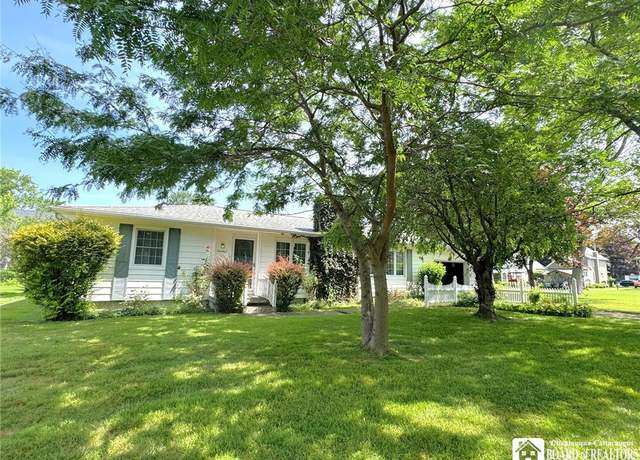 Property at 14 Wilson Ave, Dunkirk, NY 14048, 3 beds, 1 bath