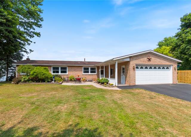Property at 8250 Lake Street Ext, Sodus, NY 14555, 3 beds, 2.5 baths