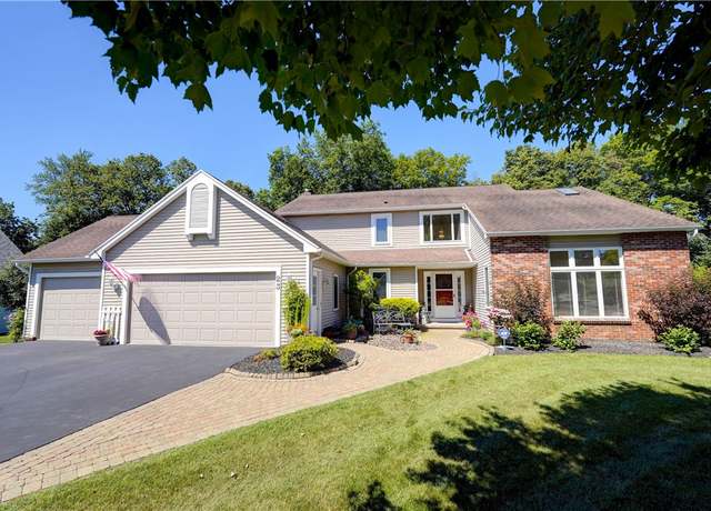 Property at 23 Edenfield Rd, Penfield, NY 14526, 3 beds, 2.5 baths