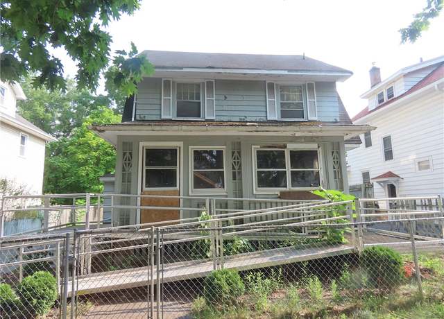 Property at 153 Congress Ave, Rochester, NY 14611, 4 beds, 1 bath