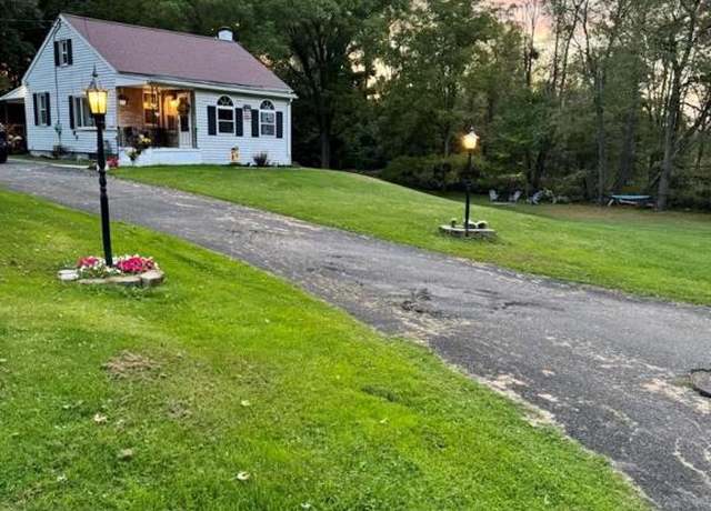 Property at 324 Laurentian Pl, Southport, NY 14904, 3 beds, 1 bath