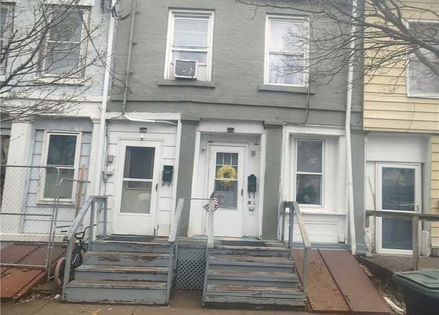 Property at 106 Vienna St, Arcadia, NY 14513, 6 beds, 2 baths