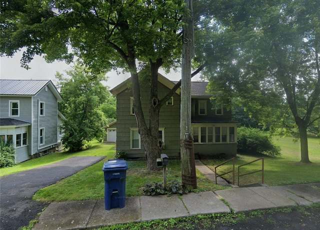 Property at 165 Geneva St, Lyons, NY 14489, 3 beds, 1.5 baths