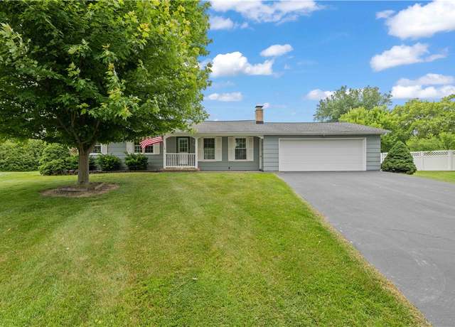 Property at 39 Southwind Ct, Greece, NY 14626, 3 beds, 1 bath