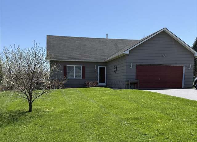 Property at 43 Grangerford Hts, Henrietta, NY 14586, 3 beds, 1 bath