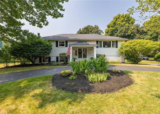 Property at 649 Apple Grove Cir, Webster, NY 14580, 3 beds, 1.5 baths