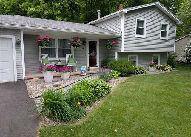 Property at 247 Gina Way, Clarkson, NY 14420, 4 beds, 2 baths