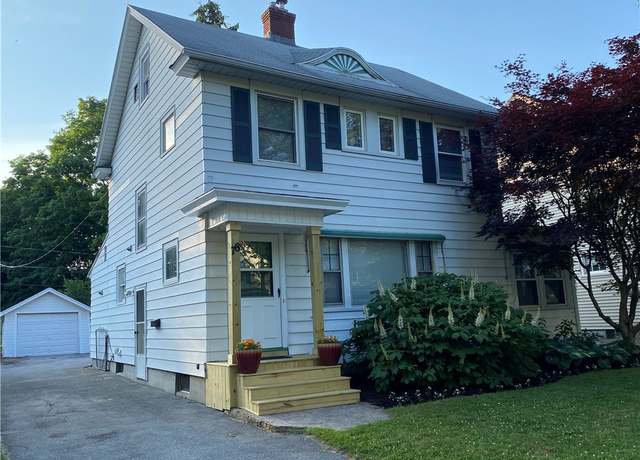 Property at 78 Falleson Rd, Rochester, NY 14612, 3 beds, 1.5 baths