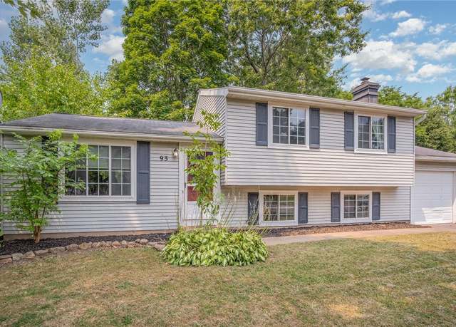 Property at 93 Falcon Dr, Henrietta, NY 14586, 3 beds, 1 bath