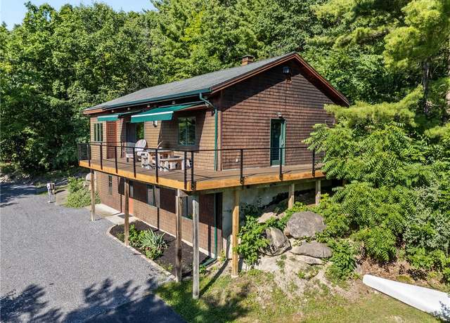 Property at 6218 Hawks Rd, South Bristol, NY 14512, 3 beds, 2 baths