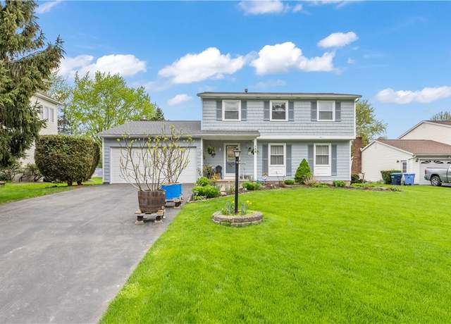Property at 148 Baxton Cir, Penfield, NY 14625, 3 beds, 3 baths