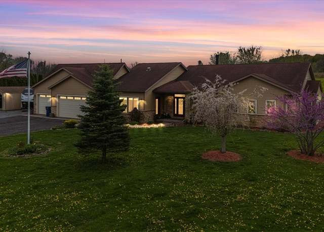 Property at 5186 Tellier Rd, Arcadia, NY 14513, 5 beds, 3 baths