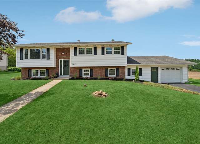 Property at 9824 Lake St, Pavilion, NY 14525, 3 beds, 2 baths
